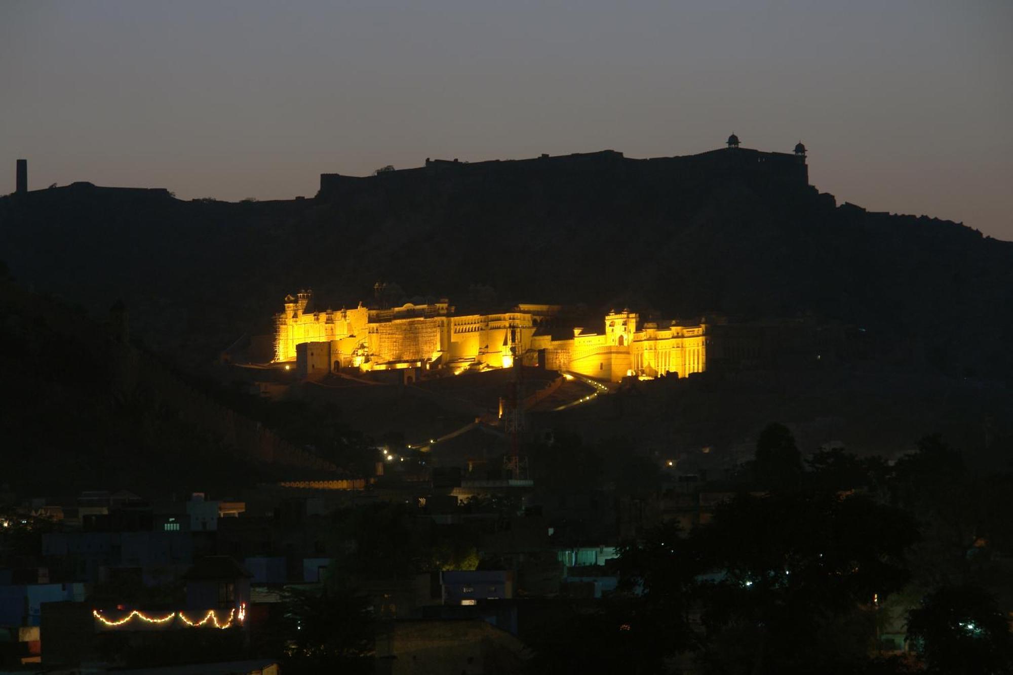 Hotel Amer View Jaipur Bagian luar foto