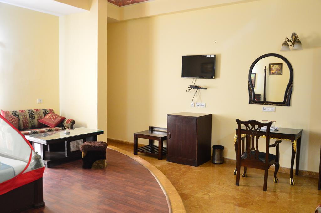 Hotel Amer View Jaipur Bagian luar foto